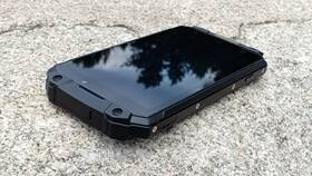 Почему телефон Doogee отключается после 5% в Нуга Бест